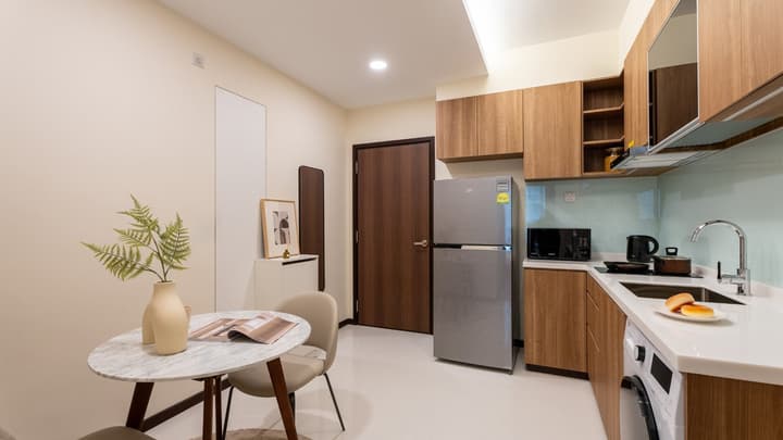 One-bedroom Residence (Pet-Friendly) 2
